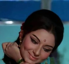 Tamil Aesthetic, Bollywood Beautiful, 70s Makeup, Bollywood Aesthetic