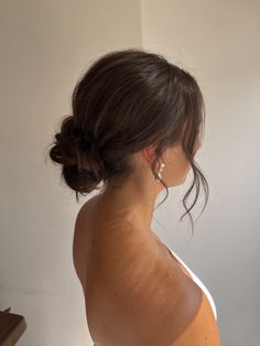 Bridal hairstyles, updos, half up styles, messy buns, ponytails, boho braids, ohio hairstylist, ohio weddings, veil placement, delaware ohio, bridesmaid hairstyles, high buns, slicked back wedding hairstlyle, curly hair, formal styles, low buns, sleek bun Formal Hair Messy Bun, Styled Messy Bun, Hair Up Formal Hairstyles, Hair Inspo For Wedding, Messy Bridesmaid Hair Updo, Hairstyle Updo Wedding, Bridesmaid Up Do Hairstyles, Wedding Hair Messy Bun, Wedding Guest Hair Up Do