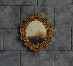 Miniature broken mirror in a golden or black frame for gothic or haunted scene.  Mirror is plastic and does not reflect much. Frame is made of air dry clay. Size: 4,3 cm (approx 1,6 inch) PLEASE NOTE: * Items I sell are dedicated for adult collection and display, unsuitable for children under 14 years. * This listing is for a mirror only. SHIPPING  Standard shipping for this item is Register Priority, which means, that you will get a tracking number.  Don't worry that my store is far away from y Labyrinth Movie Poster, Castle Halloween, Gothic Mirror, Labyrinth Movie, Dracula Castle, Colorful Interior Design, Broken Mirror, The Bell Jar, Halloween Vintage