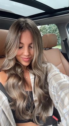 Brunettes With Blonde Money Pieces, Brown Ashy Hair With Highlights, Brown Hair Lengths, Cool Brown Hair With Babylights, Icy Brown Hair With Highlights, Platinum Blonde On Brown Hair, Brown Hair With Light Face Frame, Neutral Brown With Highlights, Light Burnett Hair Color Ideas For Fall