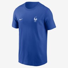 Show love for your squad in this classic-fit FFF tee. It has sweat-wicking technology to help you stay dry and comfortable for match day and beyond. Nike Team Spirit Moisture-wicking T-shirt, Nike Moisture-wicking Fan Apparel T-shirt, Nike Team Spirit Jersey T-shirt, Nike Jersey T-shirt With Team Spirit, Nike Crew Neck T-shirt In Team Colors, Nike Sports Fan T-shirt For Sports Events, Nike Sports T-shirt For Sports Events, Nike Moisture-wicking T-shirt For Fans, Nike T-shirt With Team Logo For Sports Season