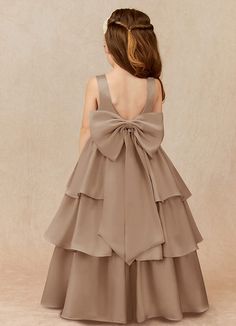 If you are looking for a classic dress for your girl, look no further. Margie is our adorable satin ballgown dress. This dress is not only perfect for a flower girl at a wedding but also versatile enough for other special occasions. Satin Flower Girl Dresses, Satin Ballgown, Ballgown Dress, Satin Flower Girl Dress, What Not To Wear, Feel Like A Princess, Dress Flower, Ball Gown Dresses, Stretch Satin