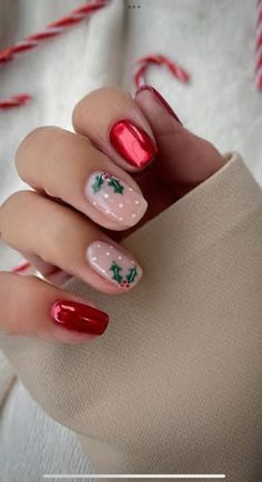 Christmas Themed Gel Nails, Chirmast Nails, Christmassy Nails Simple, Grandma Nails Designs, Bonfire Nail Designs, Christmas Nails Builder Gel, Nails Gel X Designs, Christmas Skittle Nails, Biab Christmas Nail Design