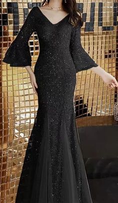 Black Fishtail Dress With Sleeves (Stunning) Fish Cut Gown, Wedding Reception Outfits, Indian Wedding Reception Outfits, Fish Cut, Wedding Reception Outfit, Dj Night, Reception Outfits, Indian Wedding Reception, Fishtail Dress