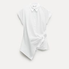 Brand New Never Worn Poplin Short Sleeve Workwear Blouse, Short Sleeve Poplin Blouse For Work, Chic Daywear Poplin Top, Chic Poplin Top For Daywear, Chic Collared Poplin Top, Elegant Summer Poplin Tops, Elegant Spring Poplin Tops, Elegant Poplin Shirt For Spring, Elegant Spring Poplin Shirt