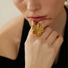 Stud Earrings Blooming Beauty Ring Earring Stylish Jewelry Set 18K Gold Tarnish Free Vintage Statement Rings Blossom Ring Flower Earrings - Etsy Turkey Denim Earrings, Gold Flower Ring, Steel Flowers, Ringe Gold, Rings Jewelry Fashion, Stylish Earring, Charm Rings, Jewelry Stand, Flower Earrings Studs