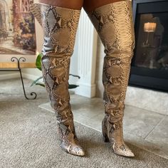 Womens Thigh High Snake Skin Heeled Boots. Very Comfy 4in Heel. Fits Thicker Thighs As Well Snake Print Boots Outfit, Snakeprint Boots Outfit, Dark Brown Cowboy Boots, Thicker Thighs, Floral Ankle Boots, Shoes Game, Snake Skin Boots, Womens Thigh High Boots, Italian Leather Boots