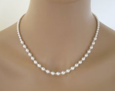 Wedding Necklace Simple, Simple Bridal Necklace, Bridal Necklace Pearl, Pearl Necklace Simple, Classic Pearl Jewelry, Pearl Wedding Necklace, Crystal Wedding Necklace, Swarovski Pearl Necklace, Simple Pearl Necklace