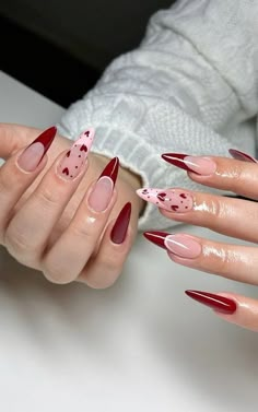 Red And Pink Nails Ideas, Nails Inspiration Red, Red Pink Nails, Pink Red Nails, Cute Red Nails, Vday Nails, Ideas Uñas, Romantic Nails, Grunge Nails