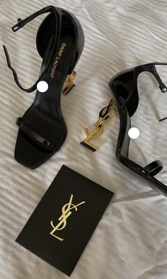 Louis Vuitton Heels Aesthetic, Talon Ysl, Ysl Heels Aesthetic, Elegant Heels Classy, Ysl High Heels, Lv Heels, Saint Laurent Heels, Elegant Shoes Heels