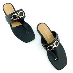 Ferragamo 100% Authentic! Black Leather Thong Flat Sandals Gold Gancini Logo Horse Bit Made In Italy Size 7 1/2 C Or Wide Very Light Wear And Excellent Looking! All Actual Photos Of The Item. Luxury Black Leather Flip Flops, Black Leather Sole T-strap Sandals For Formal Occasions, Black T-strap Sandals With Leather Sole For Formal Occasions, Black T-strap Sandals With Leather Sole For Formal Events, Elegant Leather Toe Post Flip Flops, Elegant Black Open Toe T-strap Sandals, Elegant Black T-strap Sandals With Open Toe, Chic Black Toe Post Flip Flops, Elegant Black T-strap Sandals For Spring