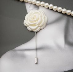 Just only 4cm in diameter, our silk rose is a beautiful and special point for a men outfit #broochpin #giftforhusband Classic White Brooch For Formal Occasions, Classic White Brooches For Formal Occasion, White Flower Brooches For Parties, White Flower Brooch For Party, Elegant White Lapel Pin With Handmade Flowers, Elegant White Handmade Flower Lapel Pin, Elegant White Pins For Formal Occasions, White Elegant Formal Pins, Elegant White Formal Pins