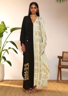 Black White Mid-Length Kaftan And Slip by House Of Masaba available on Indiaspopup.com Kaftan Set, Kaftan Women, Caribbean Fashion, Kaftan For Women, Printed Kaftan, Cotton Slip, Half And Half, Black And White Fabric, Indian Couture