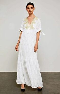 Find ideas๏ฟฝand inspiration for NWT BCBG MAX AZRIA $368 WHITE ALYSA EMBROIDERED COLD SHOULDER MAXI DRESS SZ XS, women clothing Cold Shoulder Maxi Dress, Max Azria, Shopping Ideas, Women's Fashion Dresses, Women's Dresses, Cold Shoulder, Women Clothing, Trendy Fashion, New Fashion