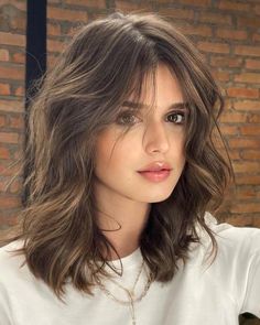 Medium Blonde Hair, Womens Haircuts Medium, Haircuts For Wavy Hair, Shoulder Length Hair Cuts, Haircuts For Medium Hair, Mid Length Hair, Long Wavy Hair, Medium Hair Cuts, Herbal Supplements