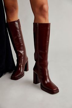 Taysha Tall Boots 2023 Winter Shoes, Francoise Hardy, Jeanne Damas, Paris Mode, Shoe Inspo, Fall Fits, Pretty Shoes, Dream Shoes, Grace Kelly