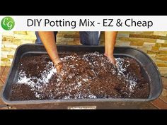 a man is pouring dirt into a large metal container with the words diy potting mix - ez & cheap