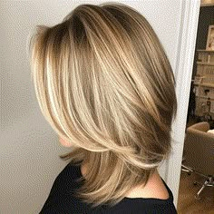 50 Must-Try Medium Layered Haircuts for a Modern Look Layered Hair For Fine Hair Over 50, Caramel Hair Color Ideas, Bronde Bob, Bob With Layers, Caramel Hair Color, Medium Hairstyles For Women, Champagne Blonde Hair, Hair Styles Cute, Haircuts With Layers