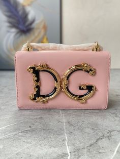 Size: 21cm*14.5cm*3cm It comes with Dust box, Care manual, Tag, and Paper bag. Pink Dolce And Gabbana, Luxury Experience, Replica Handbags, High End Fashion, New Handbags, Earring Necklace, Ring Necklace, Paper Bag, Bags Designer