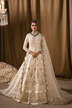 Dress Pakistani Style, Wedding Dress Pakistani, Dupatta Border, Wedding Frocks, Dress Pakistani, Pakistani Formal Dresses, Organza Sleeves, Pakistani Wedding Outfits, Luxe Wedding