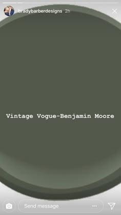 an old computer screen with the words vintage voge - benjaan moore on it