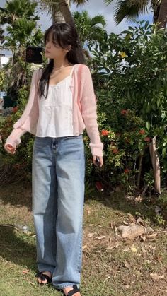 Korean Fashion Outfits Summer, Asian Cardigan Outfit, Soft Summer Korean Outfits, Modest Casual Outfits Jeans, Spring Outfits For Japan, Igari Outfits Ideas, Korean Summer Fits, Summer Ootd Korean, Baggy Coquette Outfit