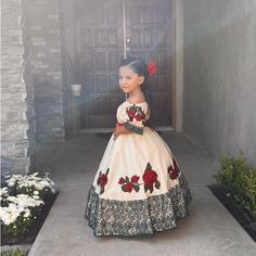 Cotton Fabric With Elastic In The Arms And Waist Include Crinoline And Rebozo . Mariachi Dress For Women, Charro Quince Decorations, Spanish Wedding Theme, Quince Charro, Charro Quinceanera Theme, Mariachi Dress, Mariachi Quinceanera Dress, Mexican Theme Dresses, Mexican Clothing Style