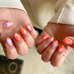 Orange and Pink Nails. Star Nails. Summer Nails Spring Nails. French Tip Nails. Pink And Orange Star Nails, French Tip And Design Nails, Nails Ideas With Stars, Summer Star Nails, Orange Star Nails, Nails Inspo Orange, Orange Design Nails, Star Nail Ideas, Cute Orange Nails