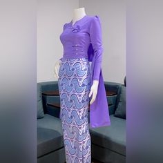 Silk Purple Elegant Designer Tailed Blouse And Skirt With Adjustable Clips. Nwt Elegant Lavender Skirt For Party, Elegant Fitted Lavender Skirt, Fitted Lavender Skirt For Party, Silk Tunic Top, Army Green Dress, Dresses Silk, Tahari Dress, Tie Front Dress, Halter Midi Dress