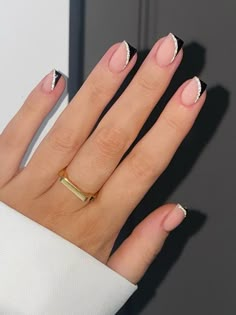 Black French Tip Nails, Black French Tip, French Tip Nail Designs, Simple Gel Nails, Work Nails, Makijaż Smokey Eye, Short Square Acrylic Nails, Black French, Her Nails