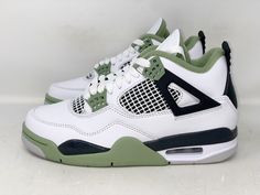 Jordan 1 Air Force, Jordan 4’s Womens, Jordans 4 Women, Green Shoes Jordans, Different Nike Shoes, Seafoam Green Jordans 4s, Sage Green Jordans, Green Jordan 4’s, Jordan 4 Sage Green