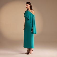 Transform the ordinary into the extraordinary with our Bare Shoulder Crepe Maxi Dress. Evoking the elegance of a delicate flower, this dress features a bare shoulder design and flows into a midi length, making it perfect for any occasion. Crafted from luxurious crepe material, it will leave you feeling effortlessly chic and sophisticated. Bare Shoulders, Delicate Flower, Dresses Xs, Midi Length, The Ordinary, Midi Dress, Maxi Dress