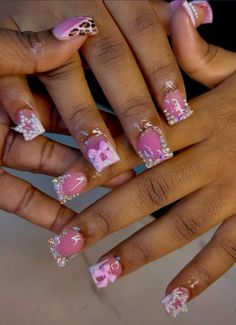 Short Bougie Nails, Short Acrylic Nails Duck Shape, Bf Name On Nails, Junk Nails Designs, Cute Nails With Gems, Nails For Jamaica Vacation, Short Baddie Nail Ideas, Matching Nail Sets, Frenchies Nails