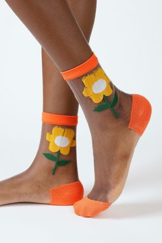 Mustard sheer giant daisy orange trim socks_1 Trendy Orange Socks For Spring, Giant Daisy, Jeans Uk, Sheer Socks, London Free, Patterned Tights, Buy Now Pay Later, Fashion Wear, Socks Women