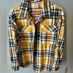 Size Large 11-13 Never Worn. Wanted It Big But It Was A Little Too Big! Super Cute And Warm Though Vintage Yellow Top With Pockets, Retro Mustard Tops For Fall, Yellow Tops With Pockets For Fall, Yellow Fall Tops With Pockets, Mustard Retro Tops For Fall, Vintage Yellow Cotton Outerwear, Yellow Retro Tops For Workwear, Retro Yellow Top For Fall, Retro Yellow Tops For Work