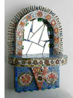 Wilma Wyss Mozaik Art, Mosaic Frames, Mosaic Sculpture, Rusty Nails, Mosaic Furniture, Mosaic Inspiration, Mosaic Madness, Tile Ceramic, Broken Pieces