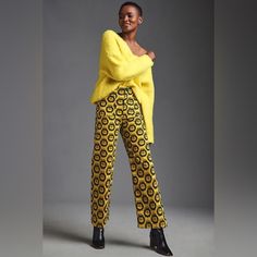 Super Cute Printed Gold And Black Wide Leg Velvet Pants -High Rise -Front And Back Patch Pockets -Zip Closure -New With Tags -14" Across Waist -11" Rise -26" Inseam Bold Fall Bottoms, Yellow Straight Leg Pants For Workwear, Yellow High-waisted Workwear Pants, Yellow Wide-leg Workwear Bottoms, Chic Yellow Straight Leg Bottoms, Yellow Wide-leg Pants For Work, Yellow Straight Pants For Workwear, Yellow Straight Pants For Work, Trendy Yellow Wide-leg Bottoms