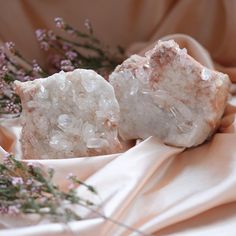 ��✨Channeled Message from the Pleiadians working with Himalayan Quartz ✨ Yes it time to bring forth the creative spirit that lies in you the… Himalayan, Moon, Bring It On