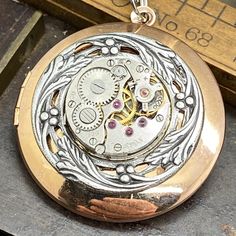 Adele Elegant Steampunk, Frame Highlights, Watch Locket, Moon Goddess Necklace, Steampunk Gadgets, Round Watch, Industrial Jewelry, Goddess Necklace, Pocket Watch Antique