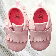 New Without Tags, Never Worn! I Finally Got Around To Organizing My Closet And Found These Adorable 'Wonder Nation' Barbie Pink Genuine Suede Moccasins With Fringe Detail And A Velcro Closure For Easy On And Off In Little Toddler Girl's Size 5. Non-Marking Sole. New Without Tags! Thank You For Shopping My Closet And Don't Forget To Bundle For More Savings! Casual Moccasins With Round Toe For Playtime, Casual Round Toe Moccasins For Playtime, Pink Casual Moccasins With Round Toe, Cute Pink Booties With Rubber Sole, Casual Pink Moccasins With Round Toe, Casual Round Toe Moccasins, Pink Round Toe Casual Moccasins, Pink Moccasins For Spring, Pink Spring Moccasins With Round Toe