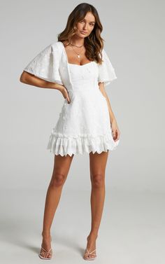 White Graduation Dress College, White Grad Dresses, College Grad Dresses, Graduation Dress University, White Grad Dress, Graduation White Dress, Graduation Dress College, Confirmation Dresses, Grad Outfits