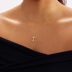 Diamond Gothic Cross Necklace in 14k Solid Gold The cross necklace will be your new favorite with its classic and elegant style. Show everyone the chic woman you are. You'll have: 14k solid gold handcrafted pieces 100% ethical sourced jewelry Size Material: 14k Solid Gold Diamond Type: Natural Diamond Quality:Carat Weight: 0.06 ctwColor: F-GClarity: VS2Cut: Excellent Pendant Height: 23 mm / 0.90 inch Pendant Width: 13 mm / 0.51 inch Chain Style: Cable Chain Chain Length: 18 inch You’ll get a cer Chains With Cross, Gold Necklace With Cross, Italian Cross Necklace, Cross Types, Cross Necklace Aesthetic, Golden Cross Necklace, Pendant Necklace Outfit, Gold Cross Necklace For Women, Catholic Cross Necklace