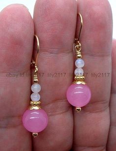 Pretty! 10Mm Pink Jade +2 Pcs Round 4Mm Opal Yellow Gold Plated Earrings Jewlery Earrings, Anting Manik, Pink Jade, Beaded Earrings Diy, Jewelry Making Earrings, Homemade Jewelry, Creative Jewelry, Diy Schmuck, Bead Jewellery