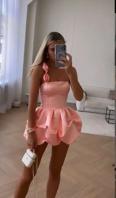 Item Details ： Product Number : SH1151 Fabric: Satin Silhouette: A Line Sleeves：Sleeveless Leni Klum, Looks Party, Dress Homecoming, Couture Candy, Short Prom Dress, Grad Dresses, Short Prom, Glam Dresses, Looks Chic