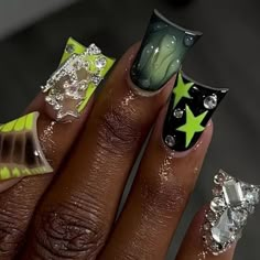 Black & Neon Green Y2k Nails 24 Pieces Junk Nails, Acrylic Nail Set, Nails Coffin Short, Duck Nails, Hard Nails, Girly Acrylic, Colored Acrylic Nails, Cute Nail Ideas, Colored Acrylic