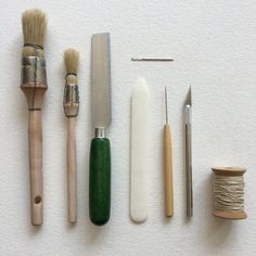 there are many different types of crafting tools