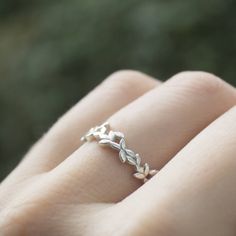 Autumn Leaf Ring in Silver Delicate Flower Ring For Weddings, Delicate Adjustable Flower Ring For Wedding, Delicate White Gold Flower Ring For Wedding, Delicate Sterling Silver Promise Ring, Dainty Adjustable Flower Wedding Ring, Tiny Elegant Flower Ring For Weddings, Adjustable Dainty Flower Wedding Ring, Dainty White Gold Flower Ring For Weddings, Botanical Flower Wedding Jewelry