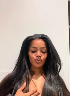 What Makes You Unique, Teyana Taylor, Bare Beauty, Unique Hair, Black Queens, Favorite Hairstyles, Face Card, How To Pose, Dream Hair