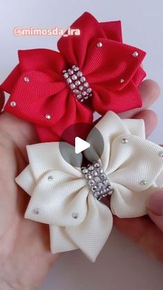 Homemade Cleaning Solutions, Candy Theme, Tassels Fashion, Boutique Hair Bows, October 8, Neck Piece, Diy Hair Bows, Christmas Candy, Diy Hairstyles