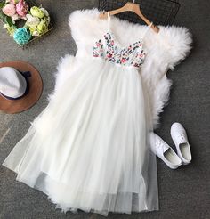 Size: one size Color: white, gray, black Long Flower Dress, Puffy Dress, Puffy Dresses, Fairy Dresses, Crochet Maxi Dress, White Floral Dress, Elegant Party, Online Fashion Stores, Cheap Dresses